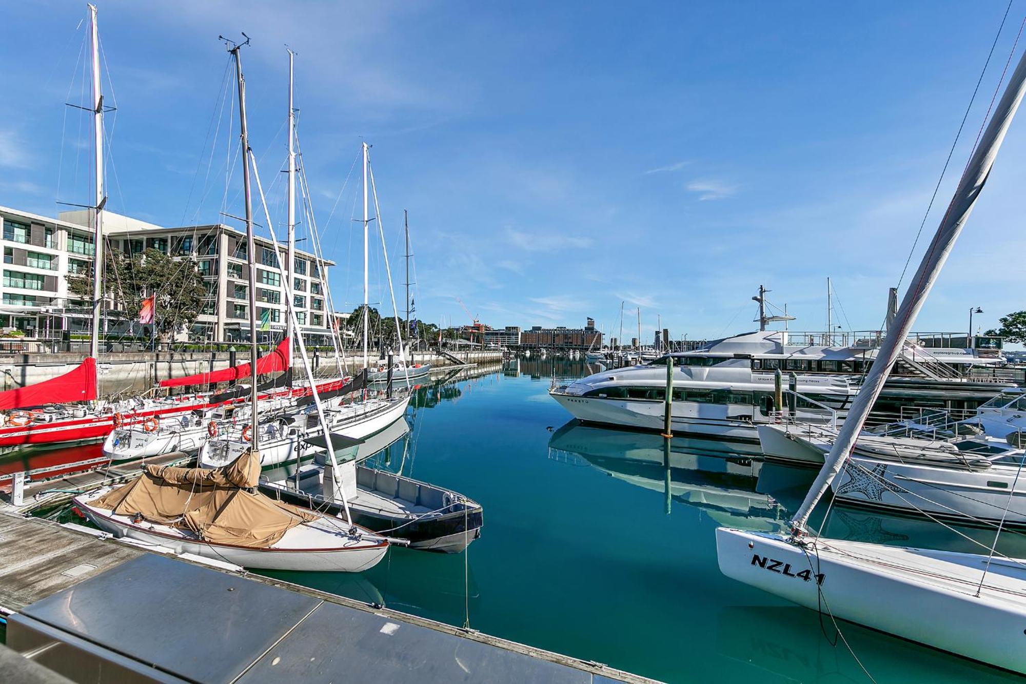 Luxurious & Spacious Living With Breathtaking Views Auckland Exterior photo