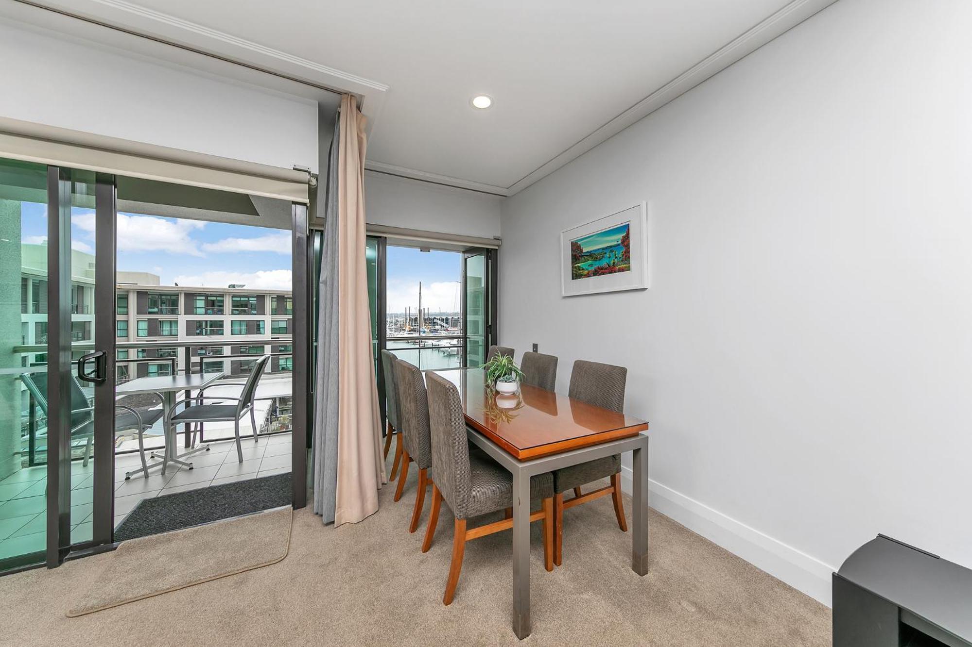 Luxurious & Spacious Living With Breathtaking Views Auckland Exterior photo