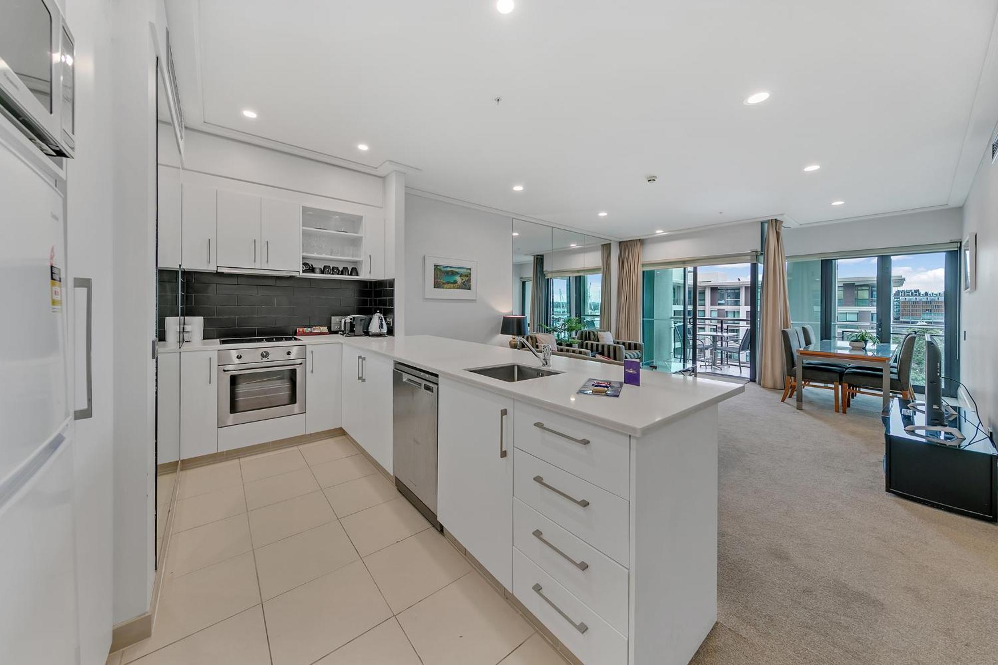Luxurious & Spacious Living With Breathtaking Views Auckland Exterior photo