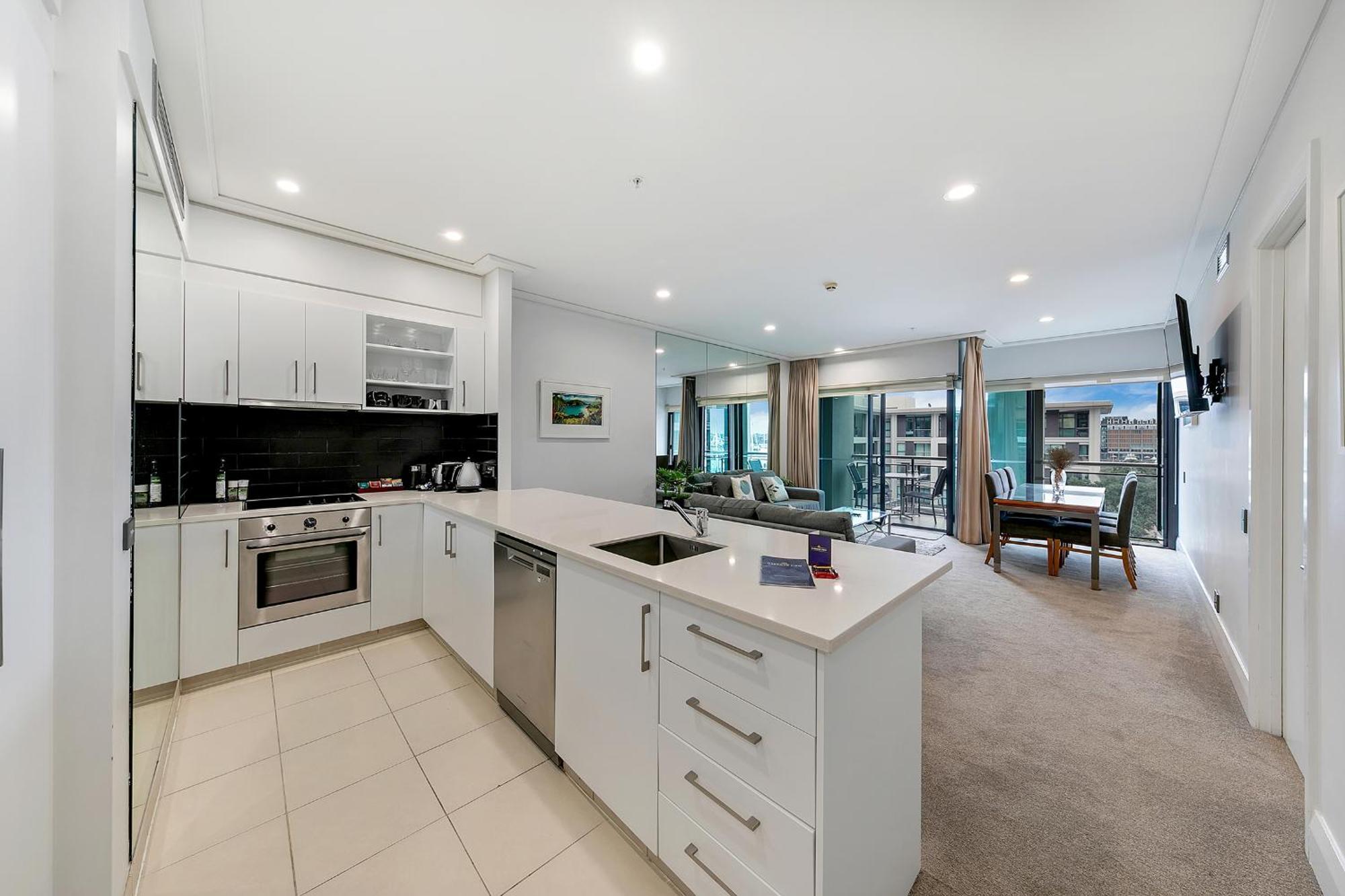 Luxurious & Spacious Living With Breathtaking Views Auckland Exterior photo