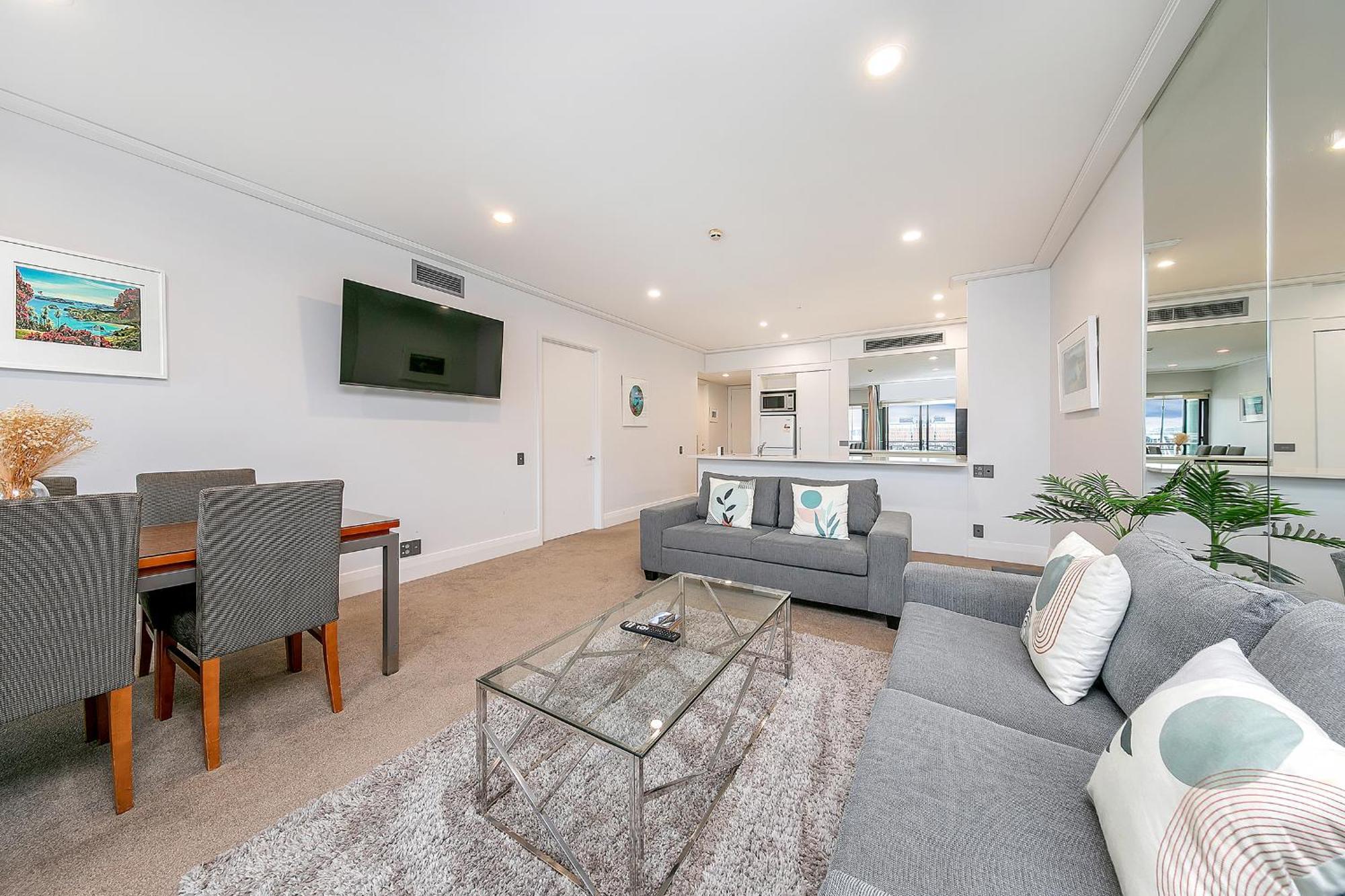 Luxurious & Spacious Living With Breathtaking Views Auckland Exterior photo